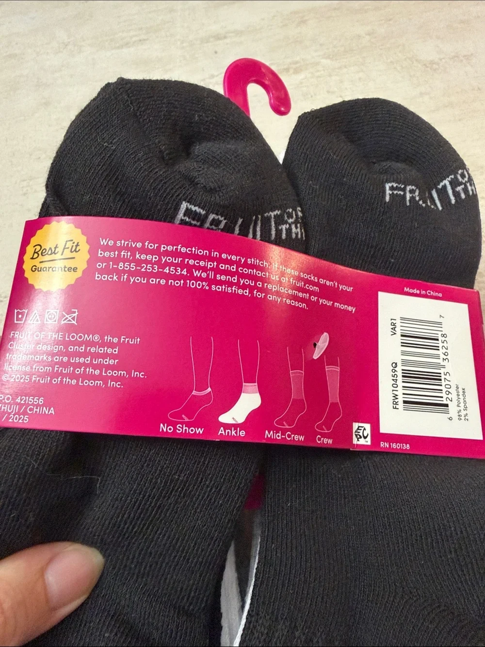 Fruit of the Loom  Low-Cut ankle Athletic Socks with White Stripes - 6 Pack